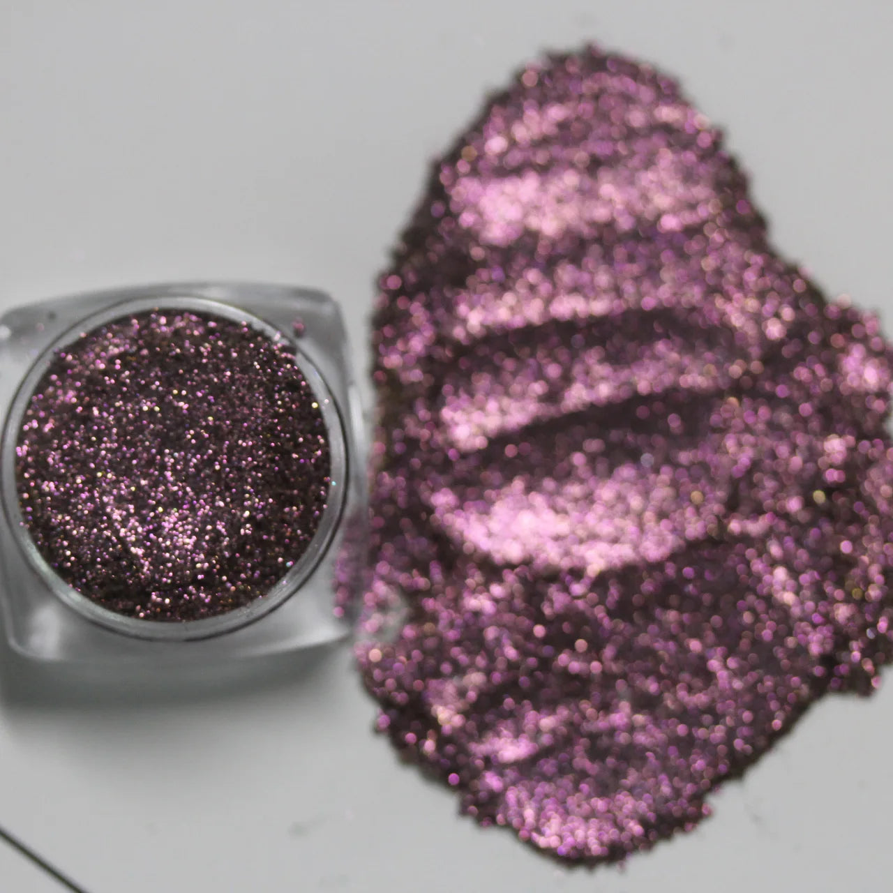 Cosmetic Pink Gold Pearlescent Effect Color Shift Pigment for Epoxy Resin Makeup Nail Polish Soap Dye Candle Making Craft Slime
